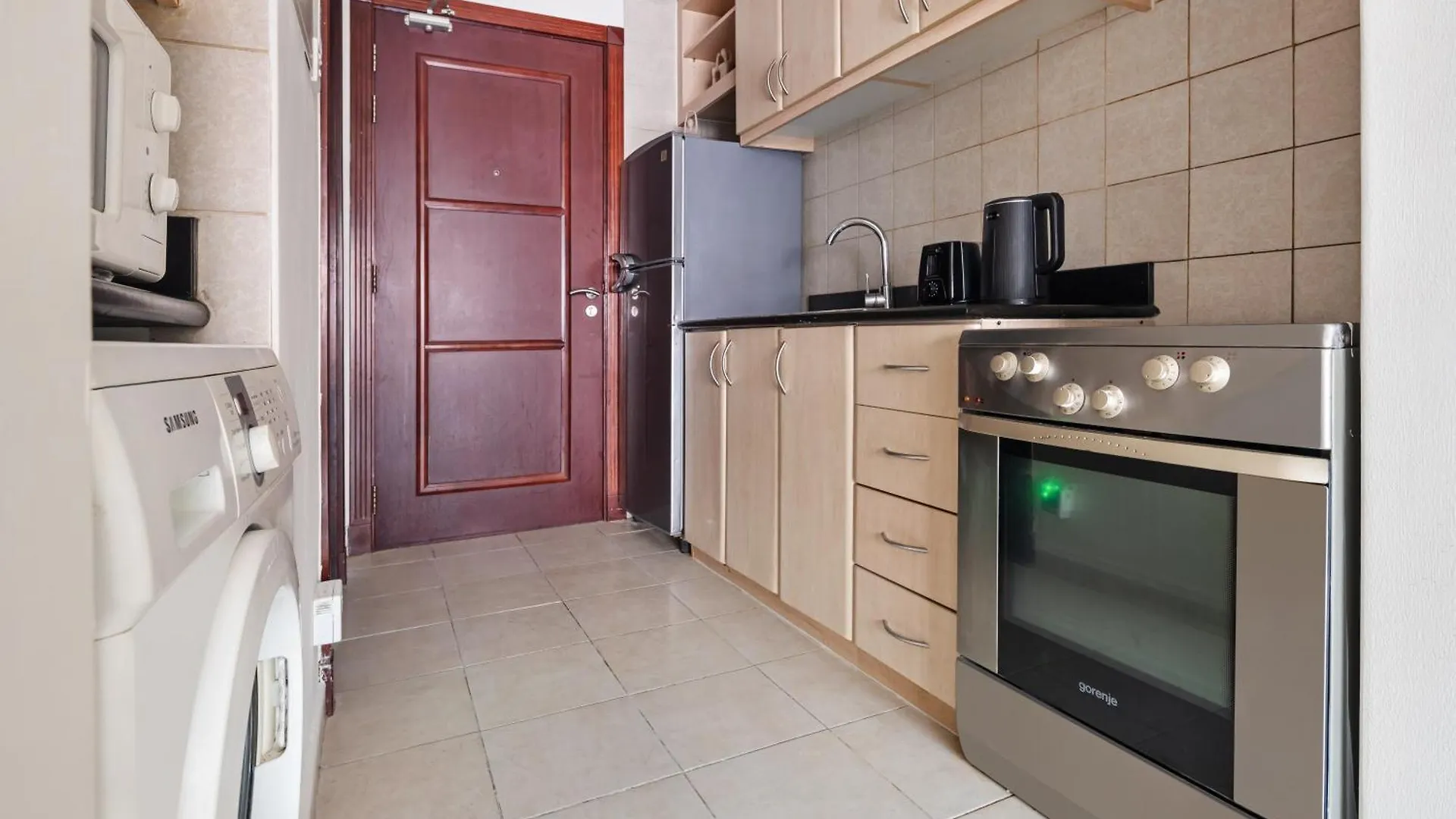 Urban Designer Apt - Family Friendly Dubai Apartment