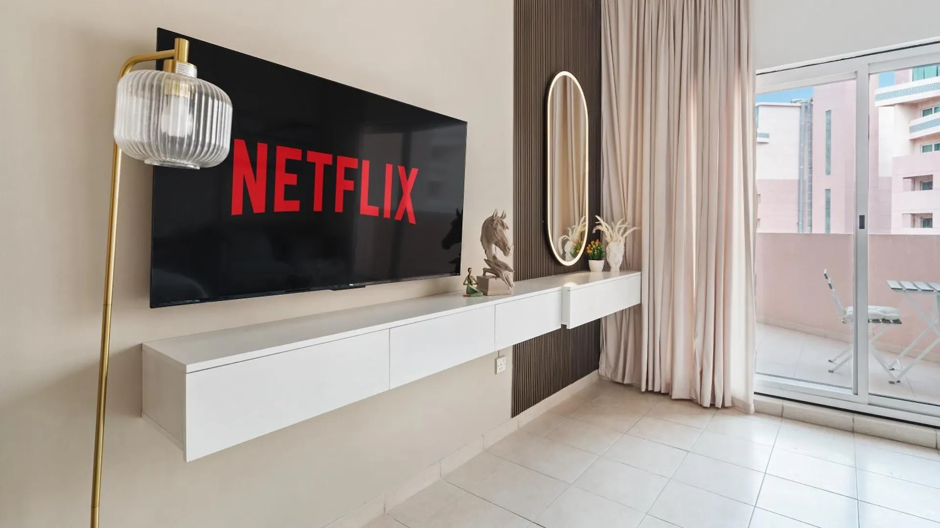 Urban Designer Apt - Family Friendly Dubai